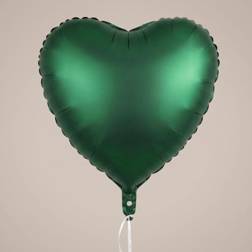 18-inch green heart shaped foil balloon, perfect for celebrations, friendship gifts, special occasions, and surprise deliveries in UAE